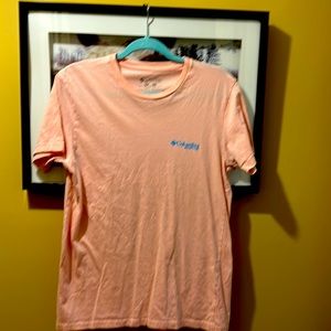 Columbia short sleeve tshirt